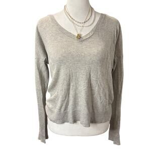 American Eagle Grey Speckled V-Neck Slouchy Long Sleeve Knit Shirt Size S